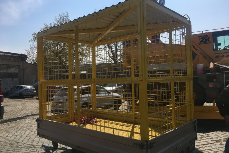 CRANE CAGE FOR 10 WORKERS CRANE CAGE FOR 10 WORKERS
