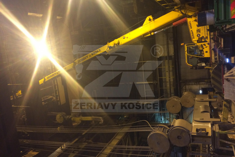 USS KOŠICE CRANE LINE MALFUNCTION (A REALLY LIMITED SPACE)